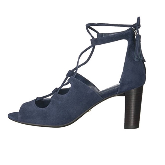 Lauren Ralph Lauren Hasel Heels - Picture 2 of 9